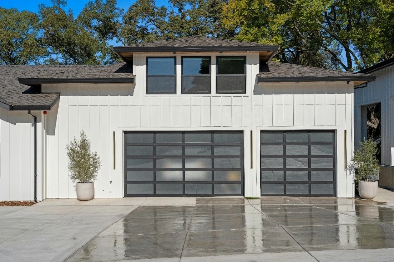 Driveway Pressure Washing in North Vancouver